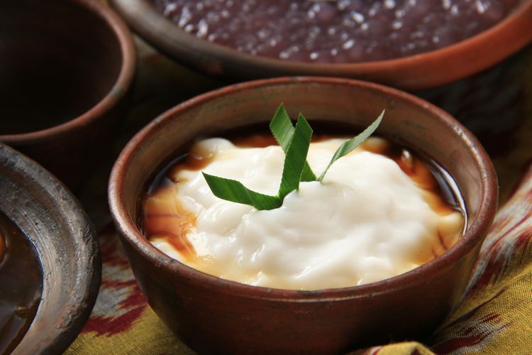 ilustrasi bubur sumsum | Foto: SHUTTERSTOCK/ARIYANI TEDJO/Kompas ilustrasi bubur sumsum | Foto: SHUTTERSTOCK/ARIYANI TEDJO/Kompas
